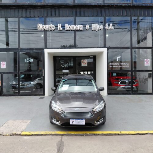 Focus 2.0 se plus manual 2018 con 100.000 km